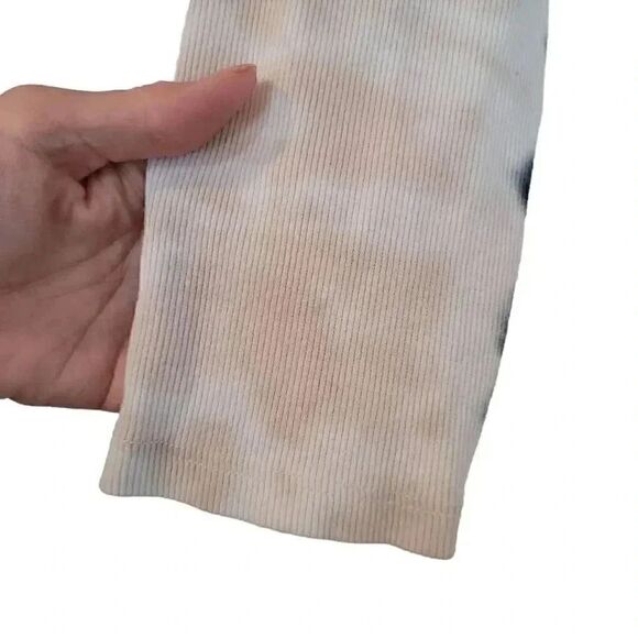 GB Giani Bernini Girl's Tan/Navy Cotton/Spandex Cropped Long Sleeve T-Shirt - Picture 8 of 9